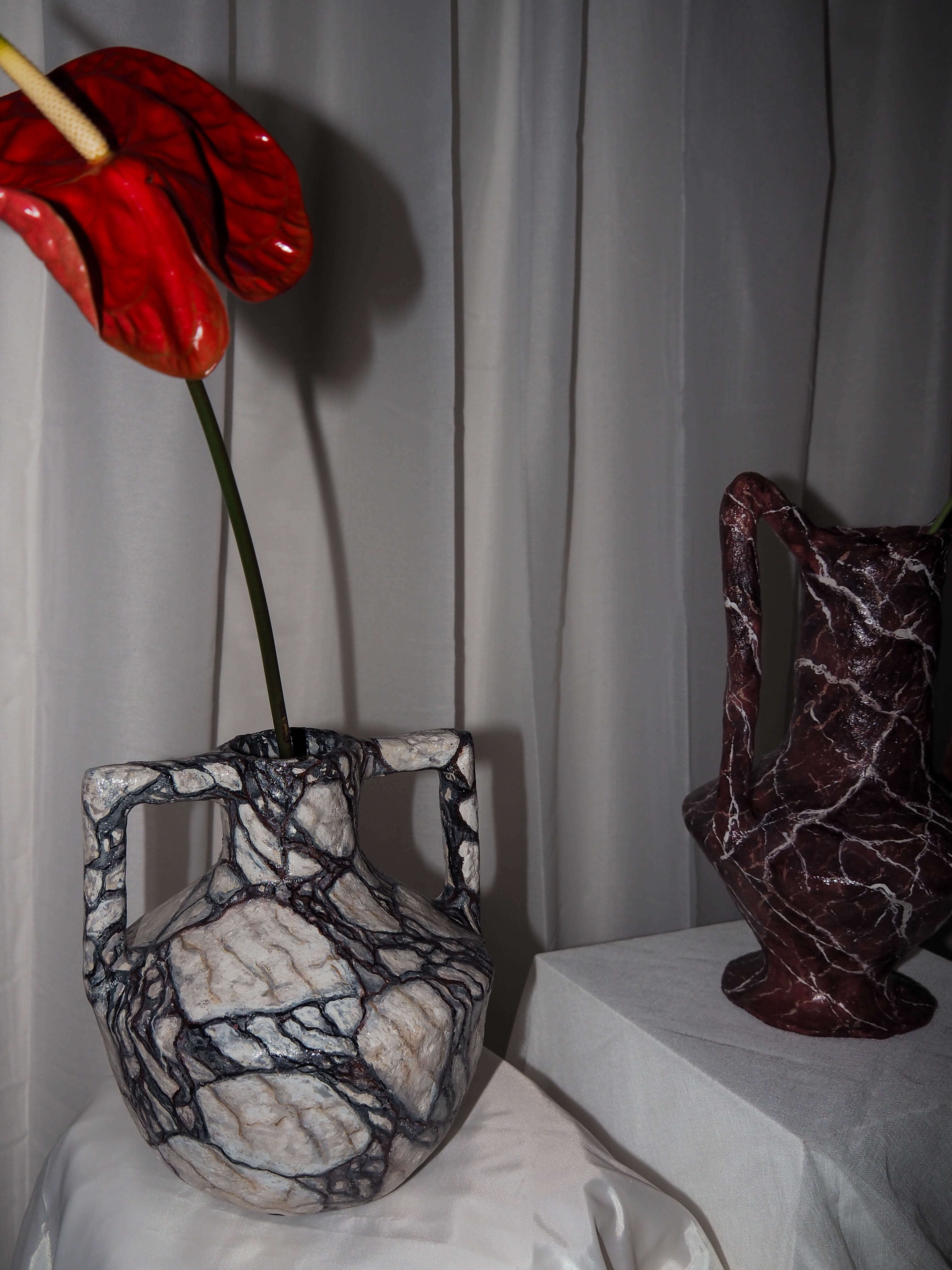 Angulus in Calacatta Viola