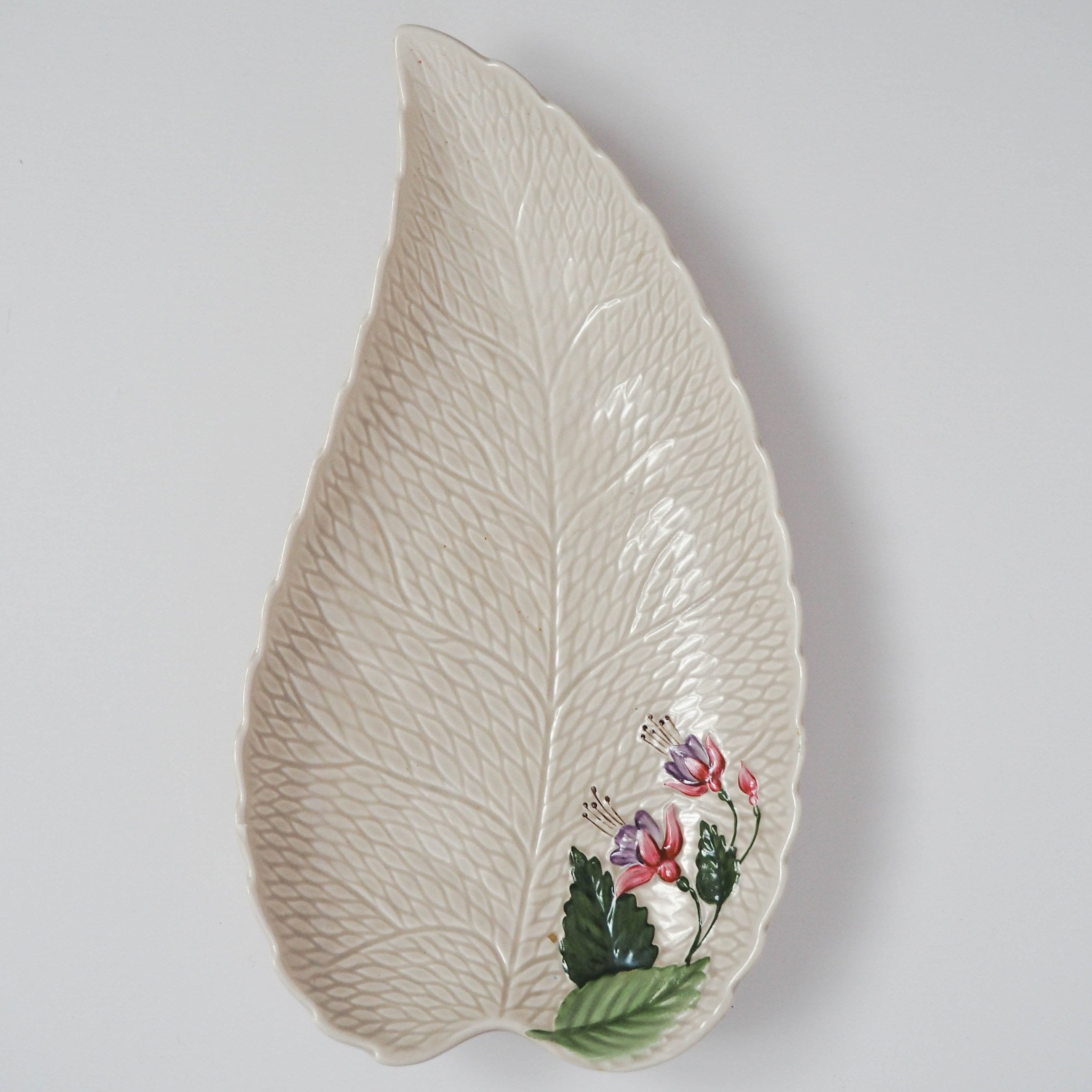 Crown Devon Ware Fuchsia Leaf Plate