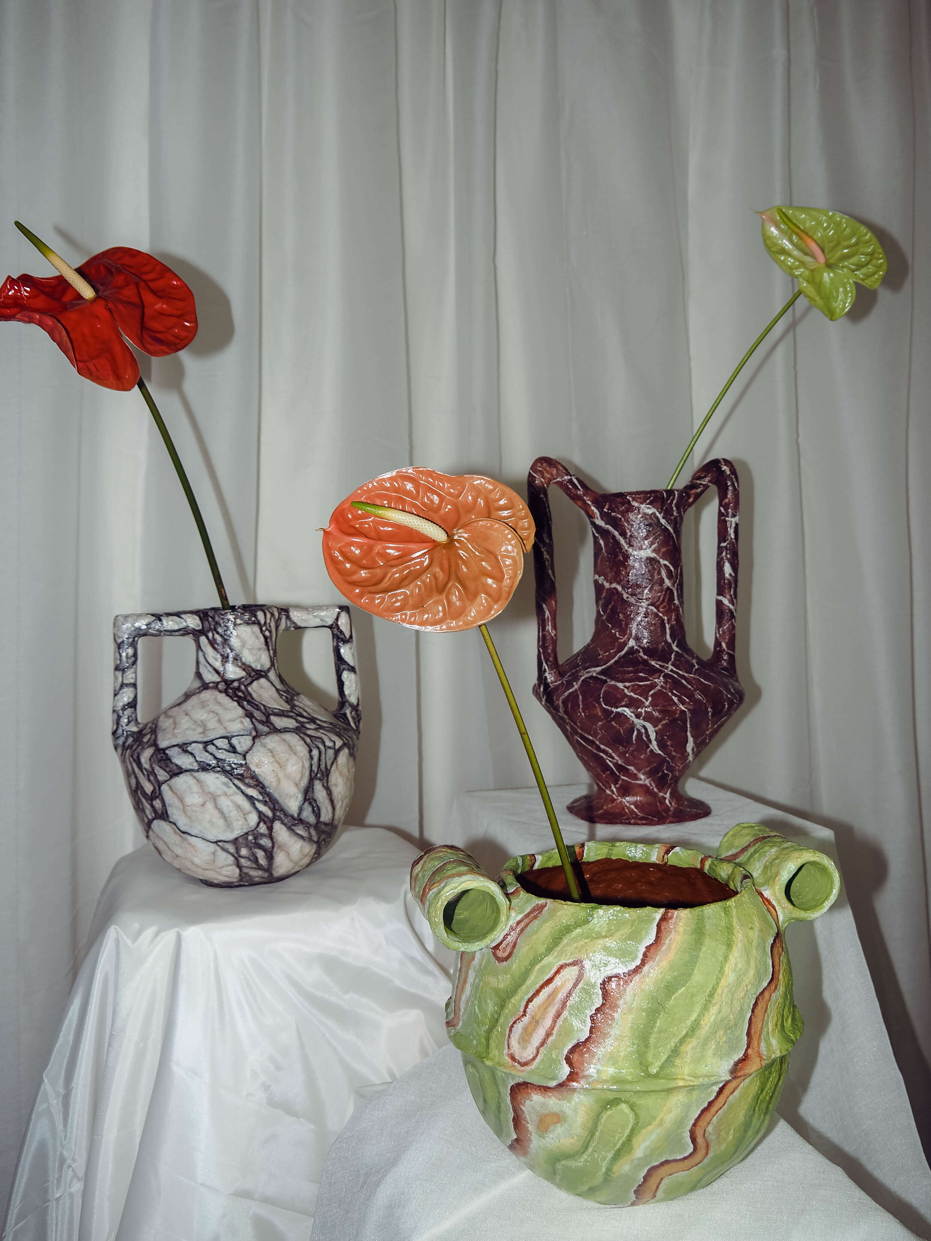 Angulus in Calacatta Viola