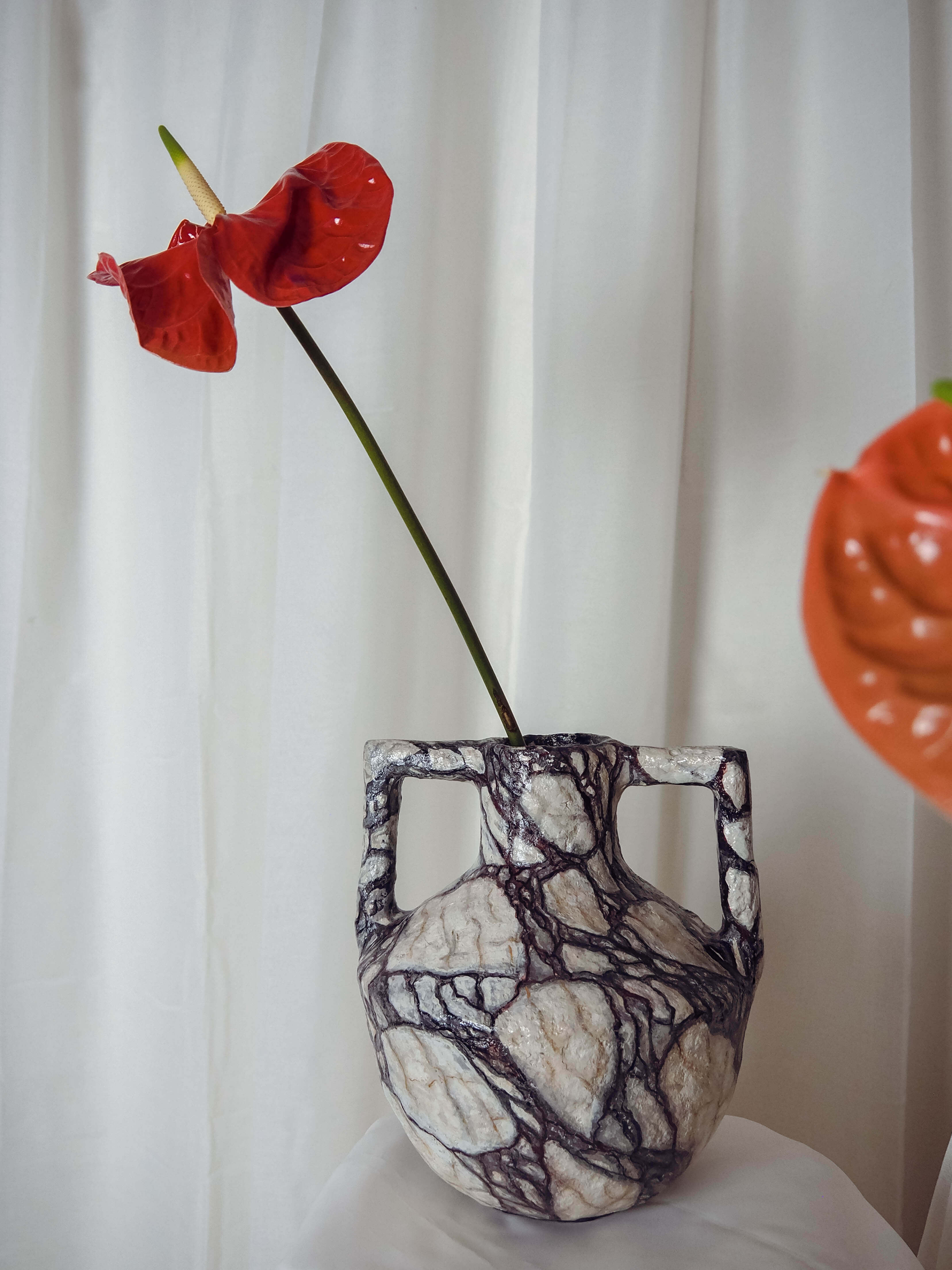 Angulus in Calacatta Viola