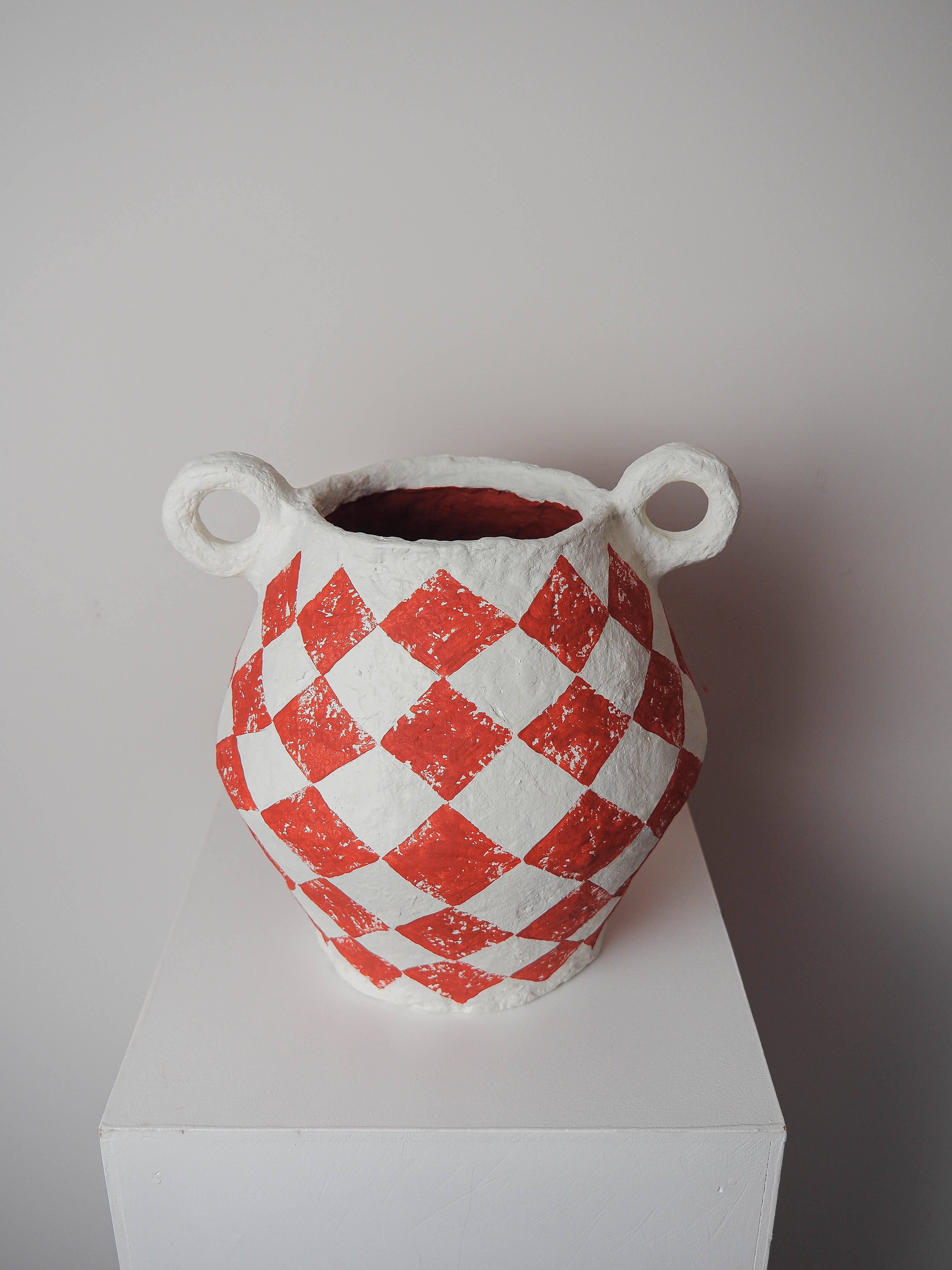 Krater in Terracotta Harlequin