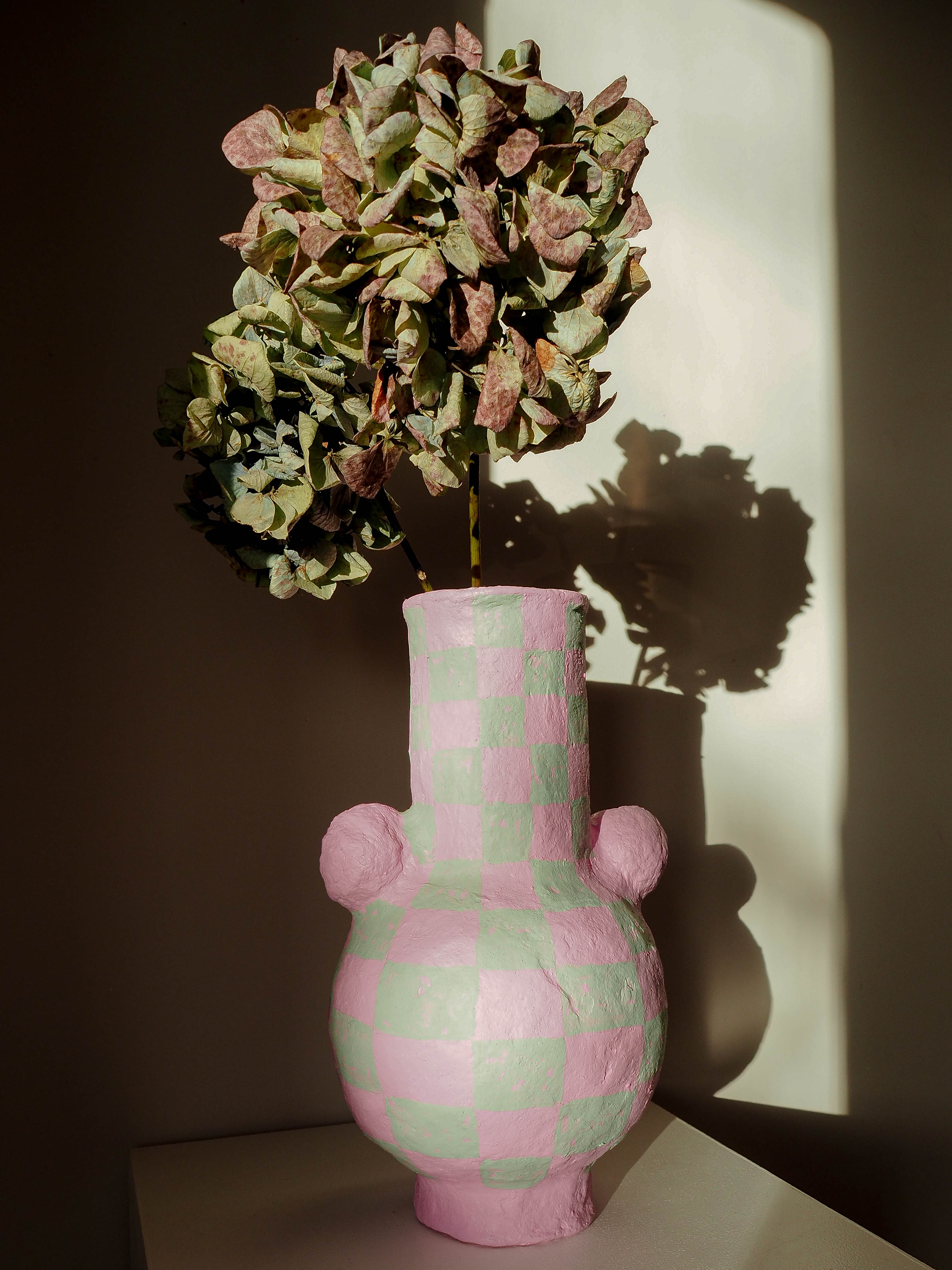 Sphere in Orchid Check