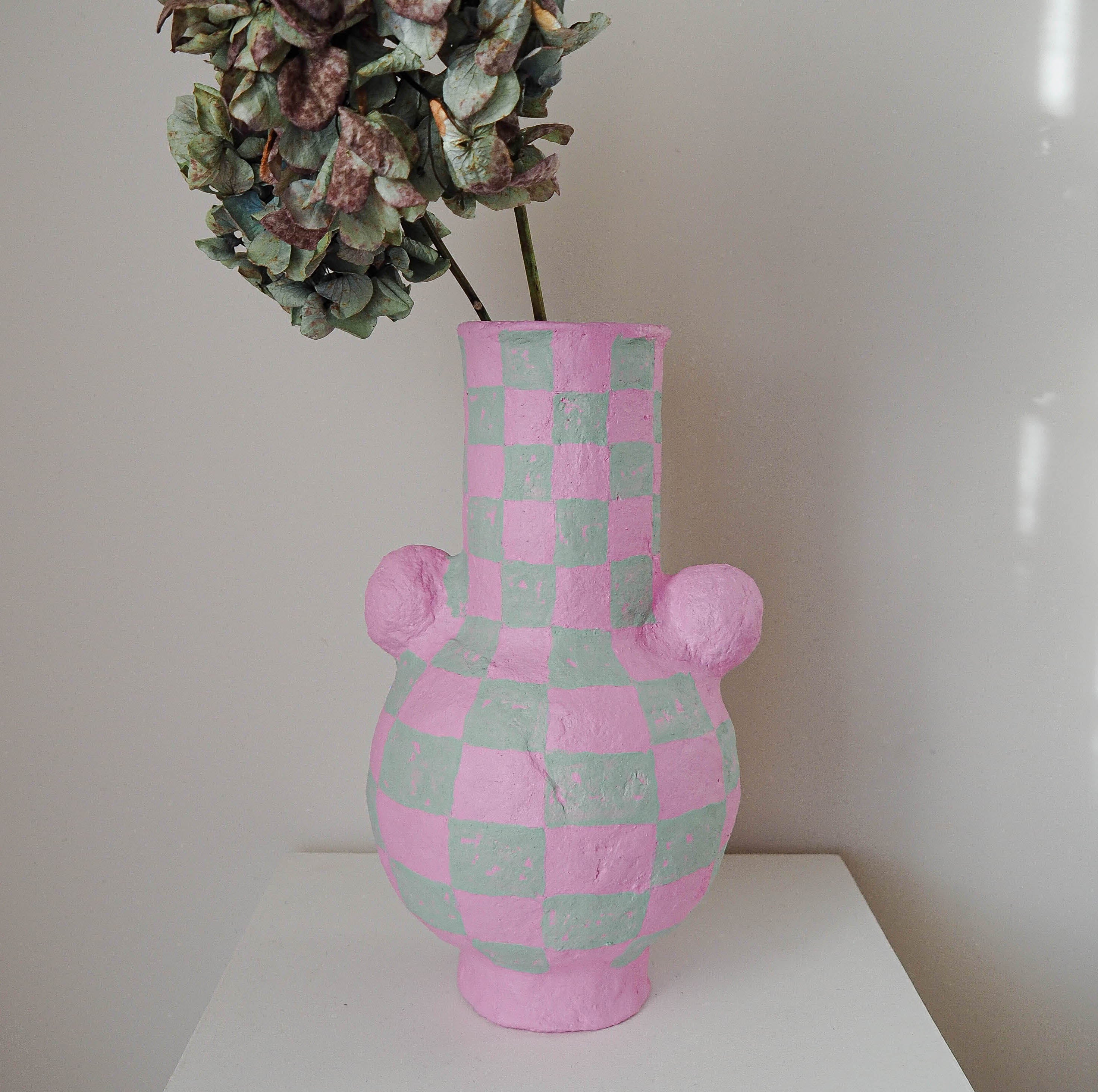 Sphere in Orchid Check