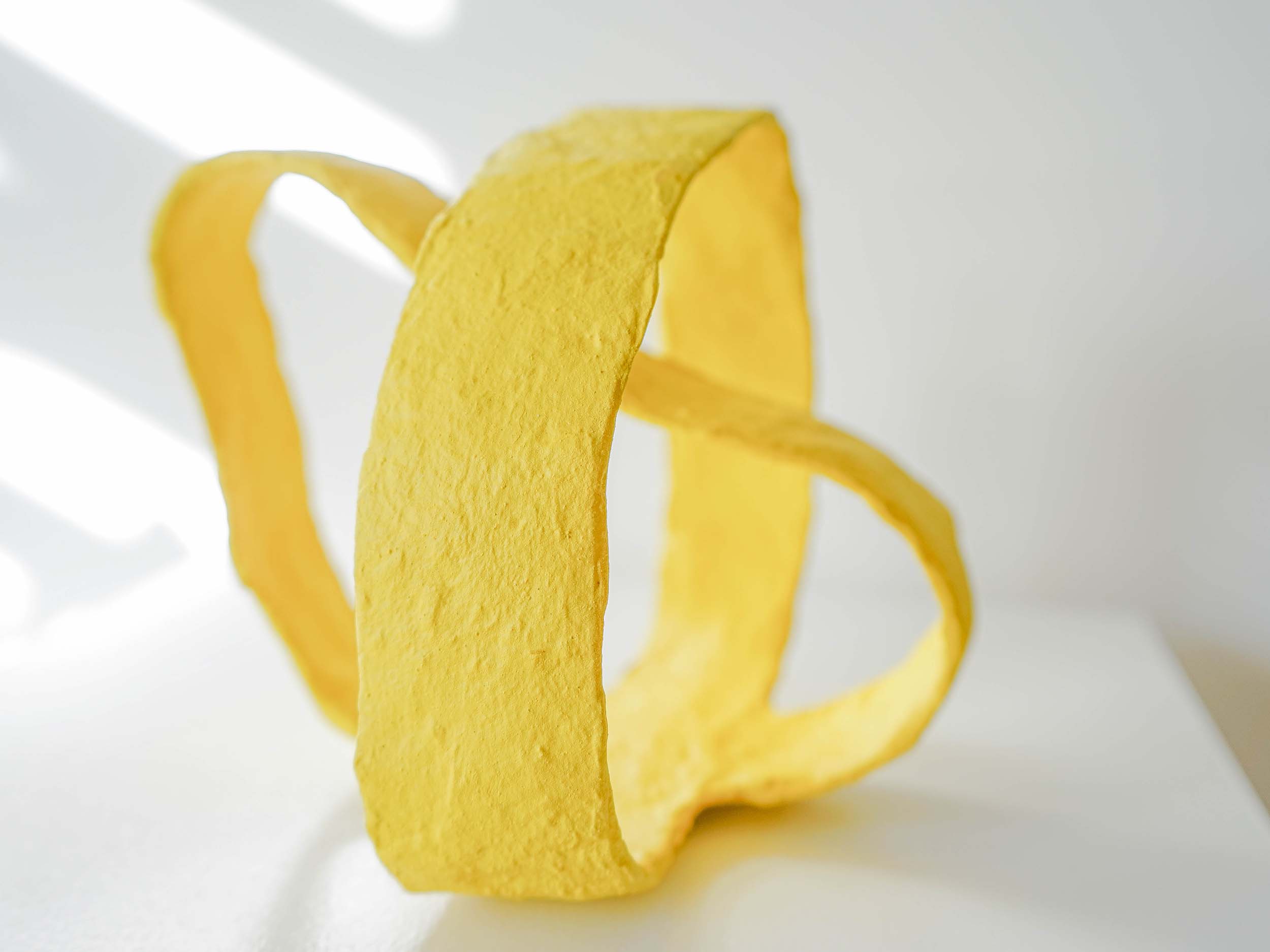 Sunshine Yellow Knot