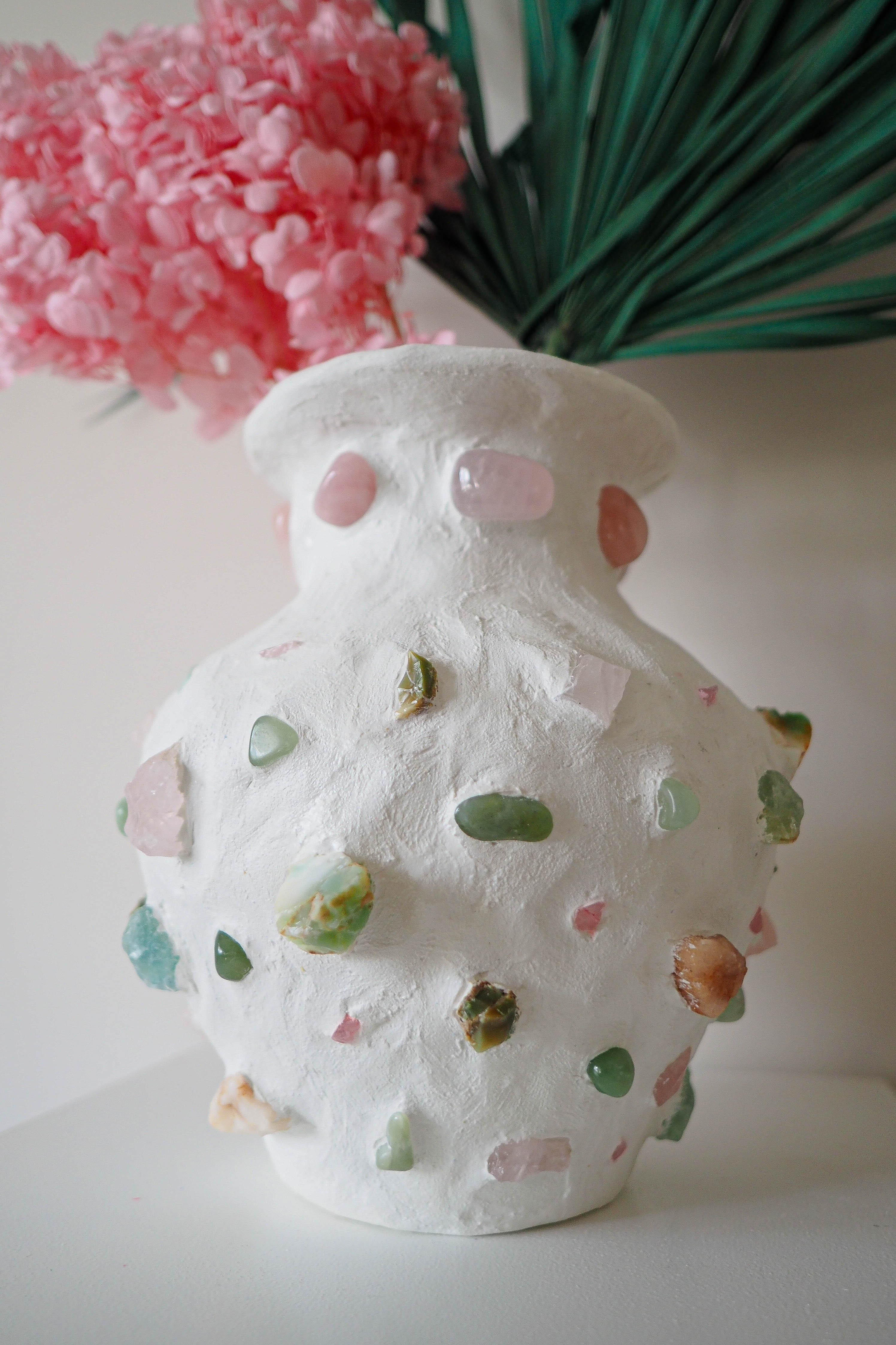 White contemporary mosaic vase with rose quartz - jade - crysoprase crystal stones